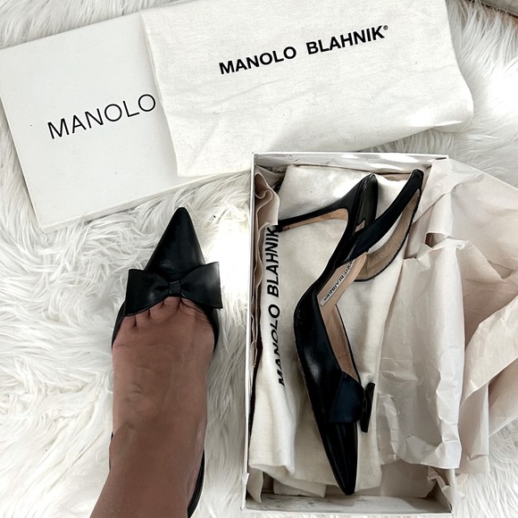 Manolo Blahnik Shoes - Manolo Blahnik Leather Slingback Pumps, Bow Detail, EU size 38.5